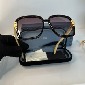 Gucci | Accessories | Gucci Oversized Authentic Gg66s 004  display picture 2